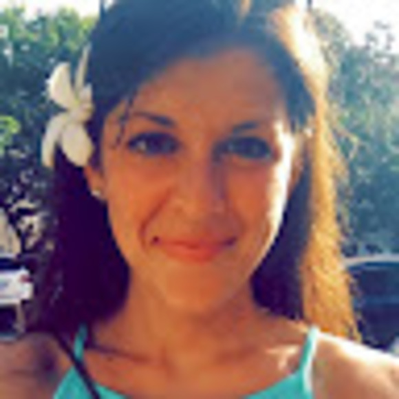 Meet your Posher, Alexandra - Picture 1 of 1